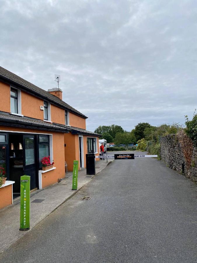 Room 1 Camp Street B&B Oughterard Exterior photo