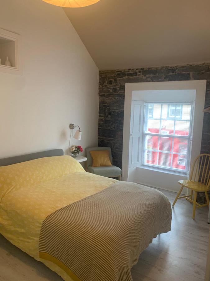 Room 1 Camp Street B&B Oughterard Exterior photo